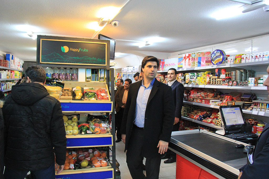 بهره برداری از فروشگاه لارینا (شرکت بازرگانی تحفه) بهره برداری از فروشگاه لارینا (شرکت بازرگانی تحفه)