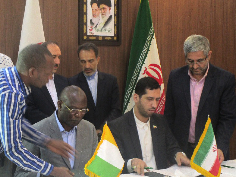 امضای توافق نامه همکاری بین شرکت تهران الکتریک و اتحادیه تعاونی های پس انداز و اعتباری ساحل عاج با حضور مسئولان وزارت تعاون و وزارت امور خارجه امضای توافق نامه همکاری بین شرکت تهران الکتریک و اتحادیه تعاونی های پس انداز و اعتباری ساحل عاج با حضور مسئولان وزارت تعاون و وزارت امور خارجه