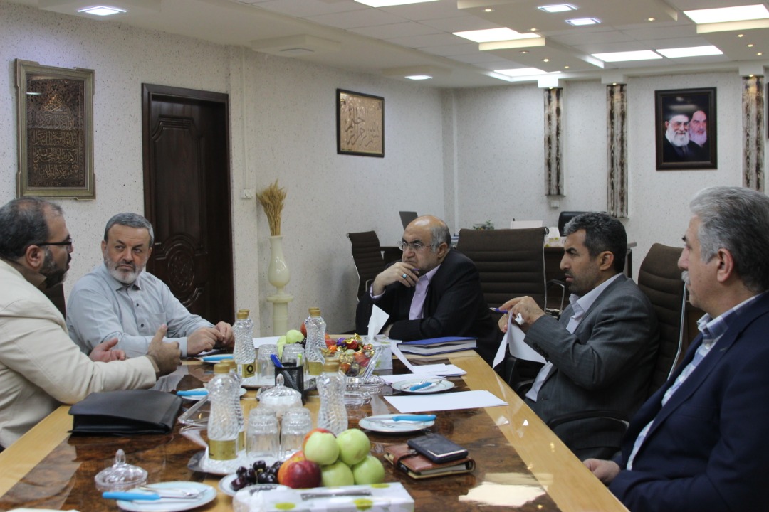 دیدار مدیرعامل سازمان اقتصادی کوثر با استاندار کرمان