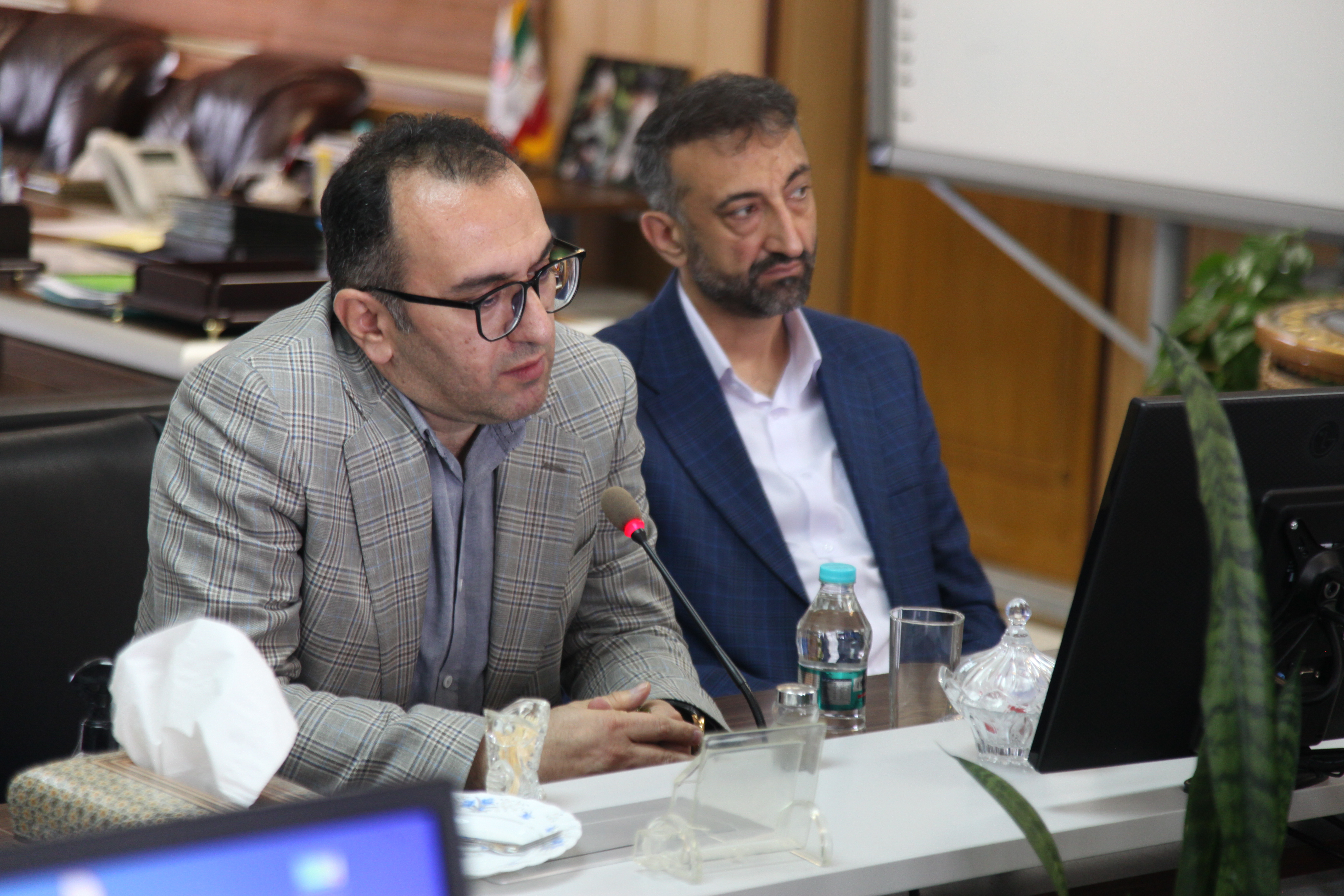توسعه همکاریهای کوثر و ذوب آهن اصفهان توسعه همکاریهای کوثر و ذوب آهن اصفهان