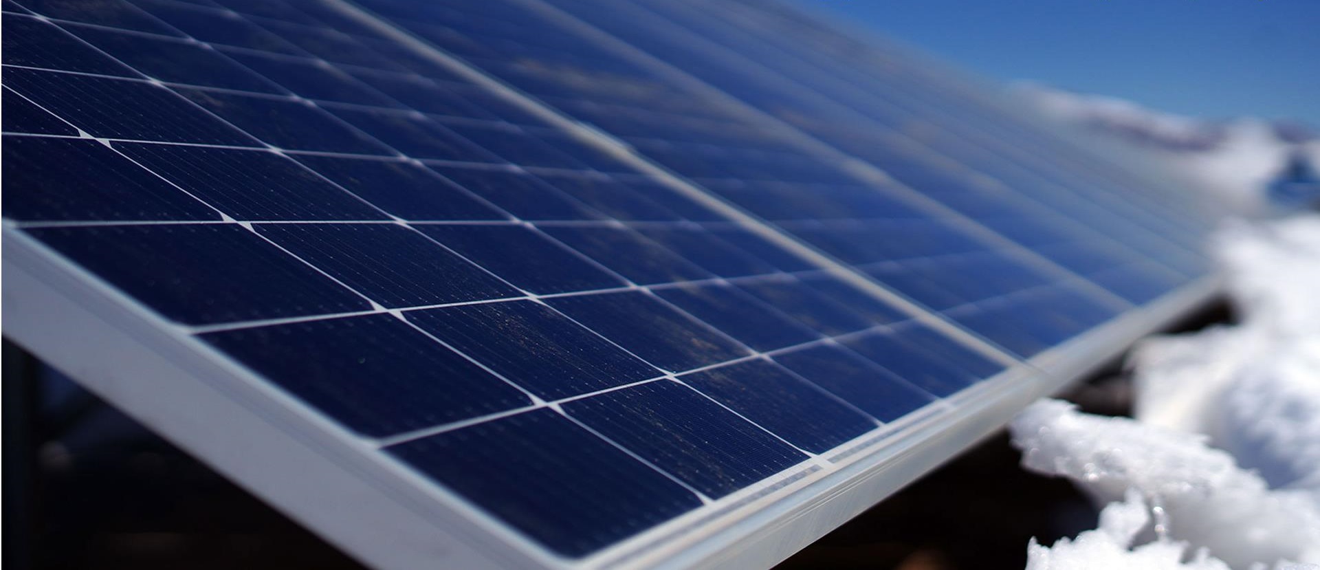 تابش برق نیروگاه خورشیدی بزاگرس بر تابلوی بورس