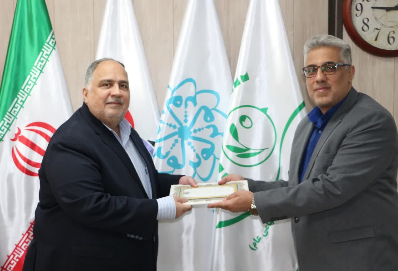 اکبری مدیرعامل شرکت تحفه شد اکبری مدیرعامل شرکت تحفه شد