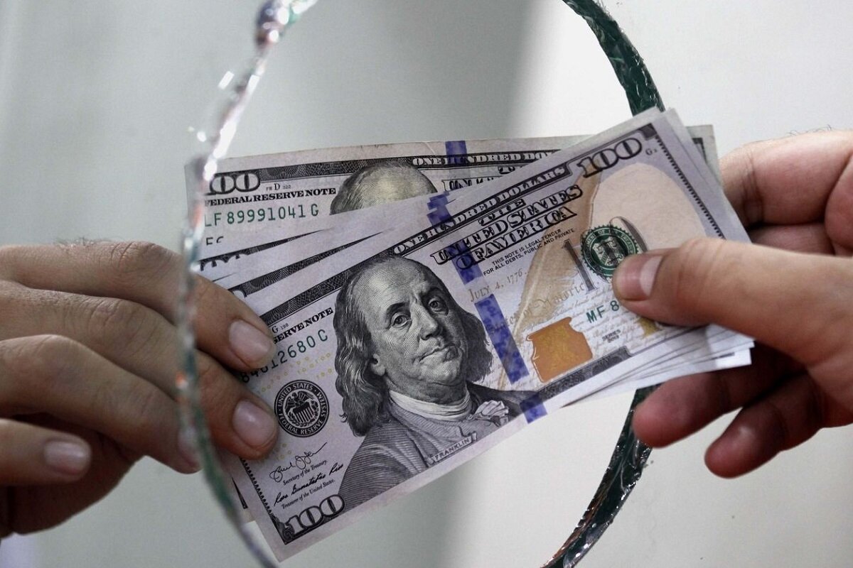 الزام دولت به تک نرخی شدن ارز الزام دولت به تک نرخی شدن ارز