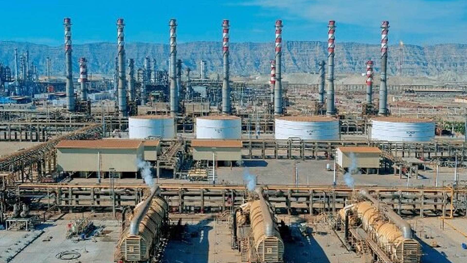 در پالایشگاه ستاره خلیج فارس چه میگذرد؟ در پالایشگاه ستاره خلیج فارس چه میگذرد؟