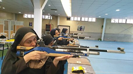 بالاترین امتیاز مسابقات تیراندازی را چه کسی کسب کرد؟