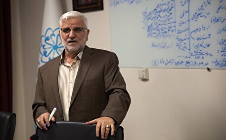 جلسه آموزشی《برنامهریزی استراتژیک در سازمانهای اقتصادی》ویژه مدیران ارشد برگزار شد جلسه آموزشی《برنامهریزی استراتژیک در سازمانهای اقتصادی》ویژه مدیران ارشد برگزار شد