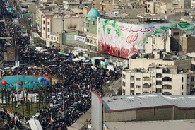 تصاویر هوایی راهپیمایی مردم تهران در ۲۲ بهمن ۱۴۰۳