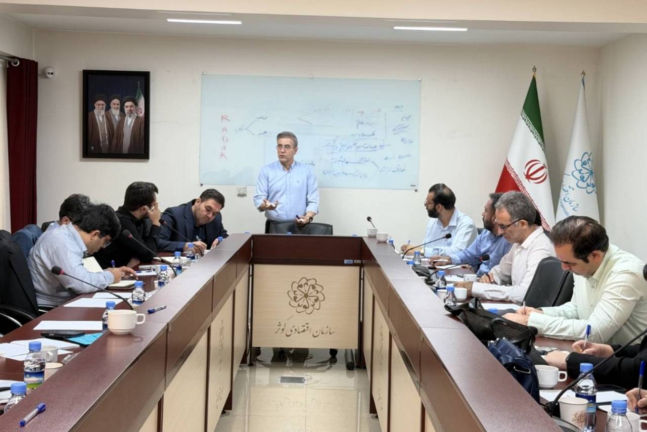 برگزاری دوره‌های آموزشی الگوی تعالی و پیشرفت در مجموعه سازمان اقتصادی کوثر