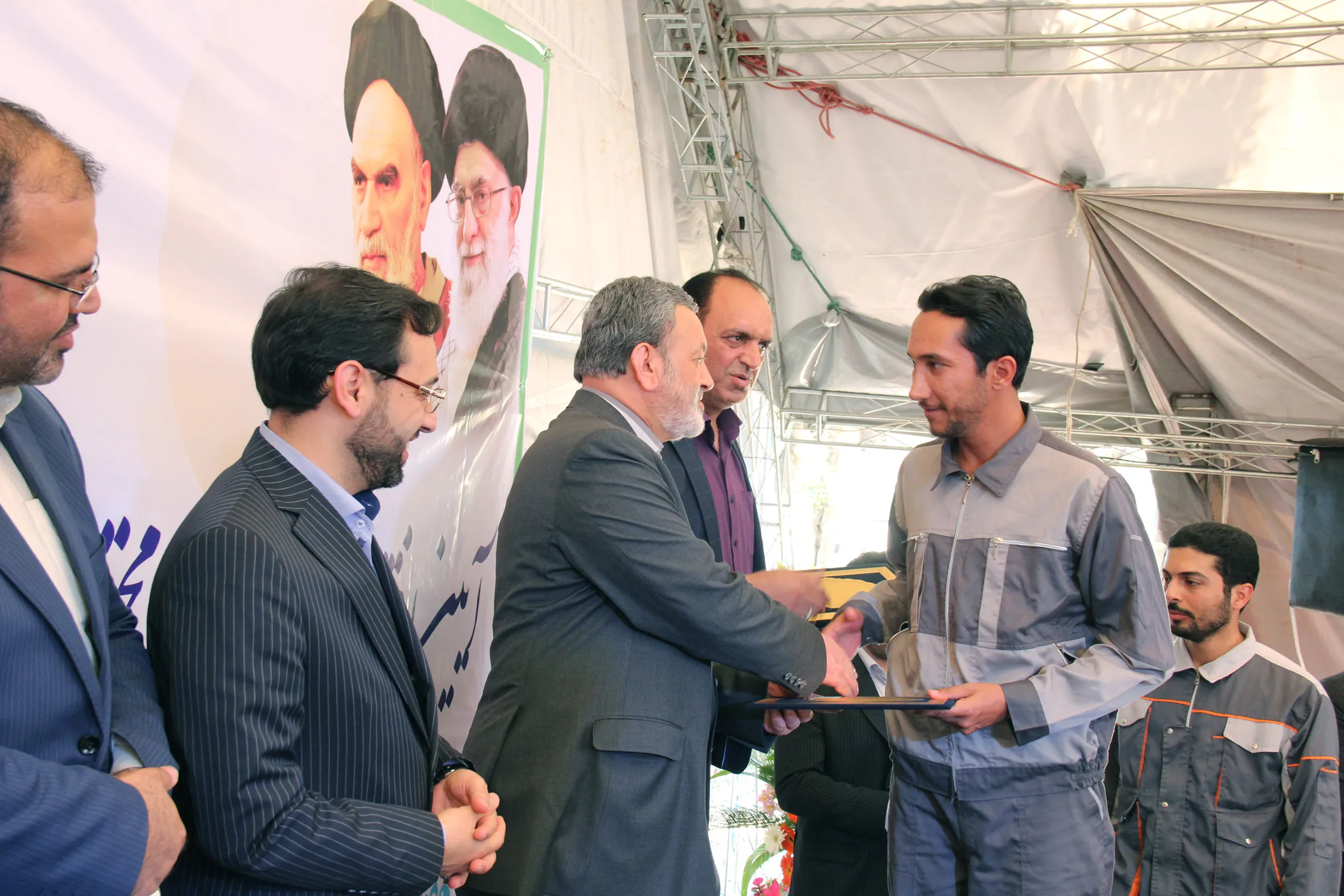 گزارش تصویری آئین افتتاح دو پروژه مهم کشاورزی سازمان اقتصادی کوثر در شهرستان ورامین 1397/02/25
