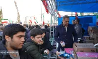پذیرایی در راهپیمایی ۲۲ دی‌ماه توسط اداره کل پشتیبانی سازمان اقتصادی کوثر