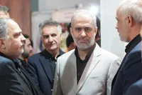 بازدید دکتر فخاری از نمایشگاه دام و طیور
