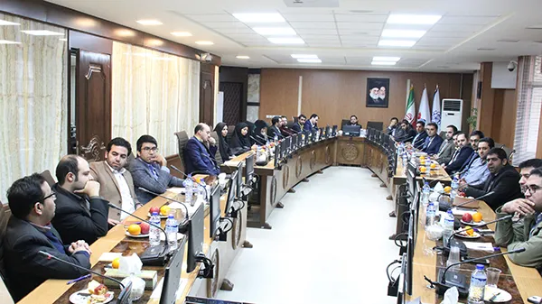نشست هم اندیشی معاون توسعه منابع و پشتیبانی و جوانان شاغل در ستاد سازمان
