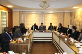 حضور رئیس پارلمان و سفیر کشور گینه بیسائو در شرکت بازرگانی تحفه