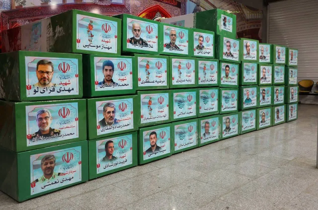 تشییع با شکوه پیکر شهدای مقاومت در تهران