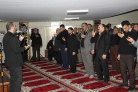 گزارش تصویری برگزاری مجلس عزاداری شهادت حضرت زهرا در نمازخانه ستاد سازمان