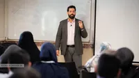 محمد قاسمی، مجری صدا و سیما و مدرس کارگاه آموزشی ارتباط کوثر.